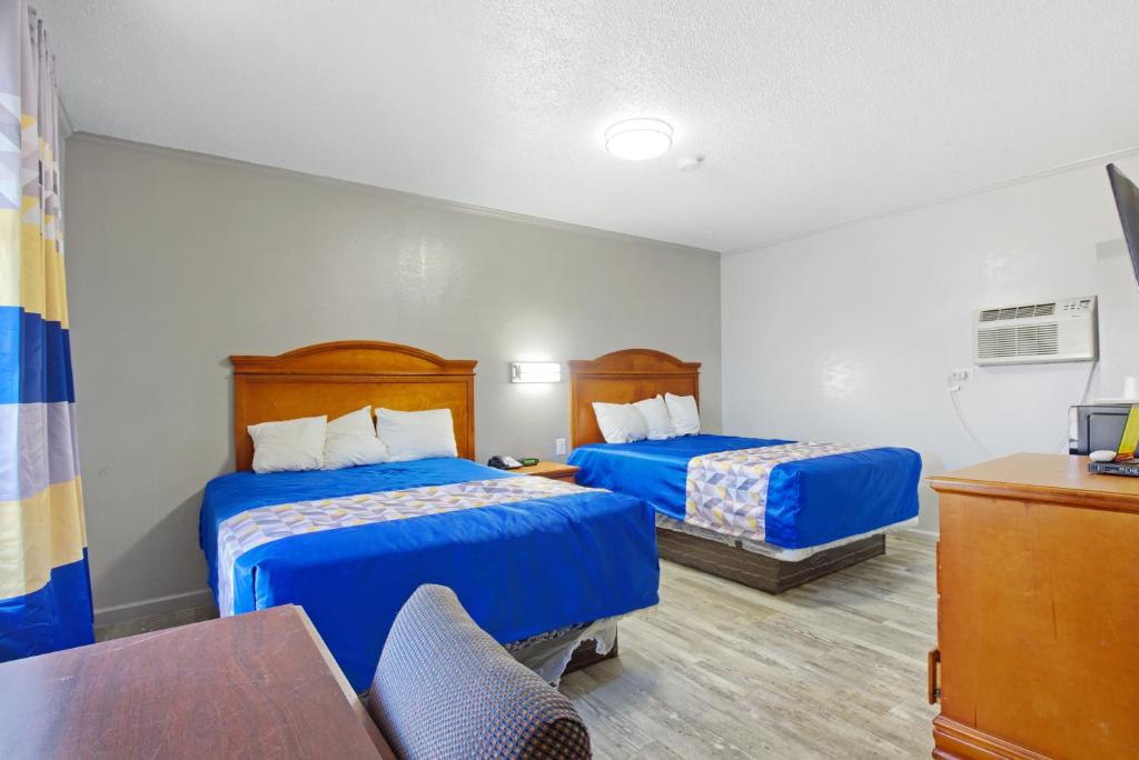 Another view of double bed room
